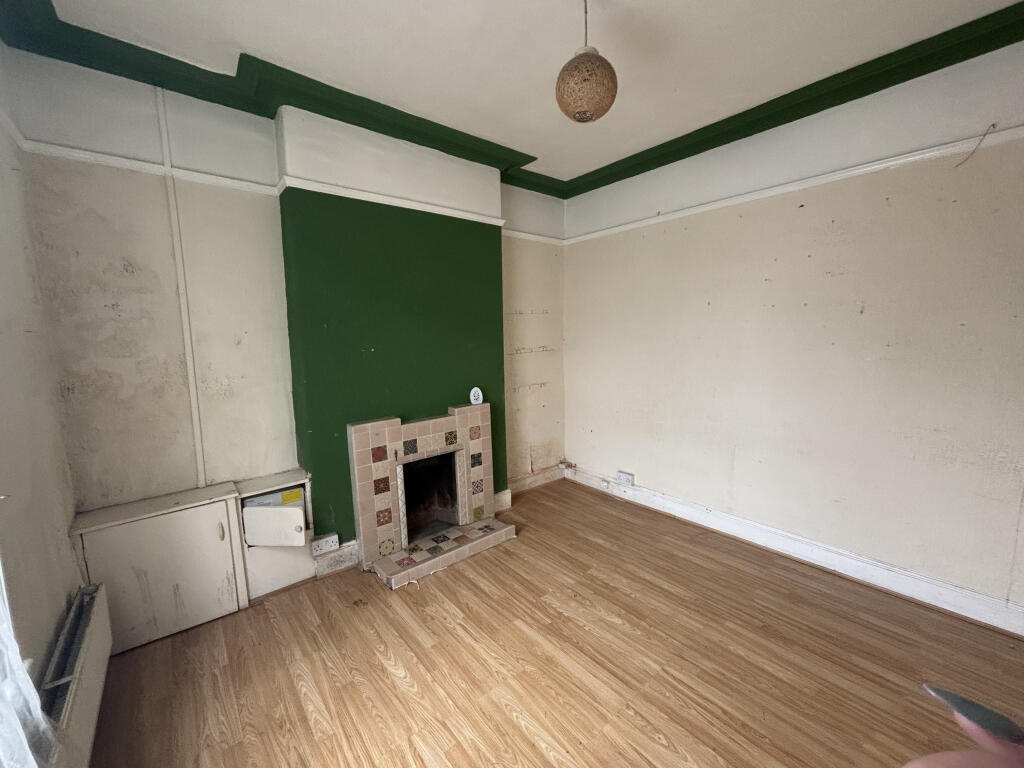 Lounge T202509221520.jpeg