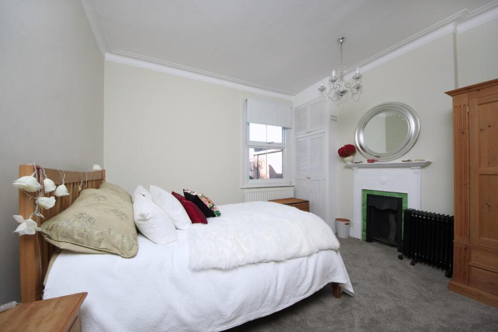 GV- 40 Woodfield Rd (16).jpg