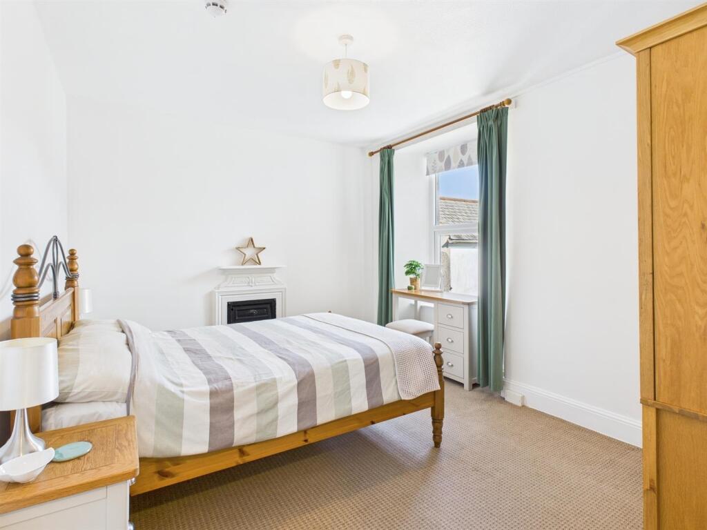 First Floor Back Bedroom.