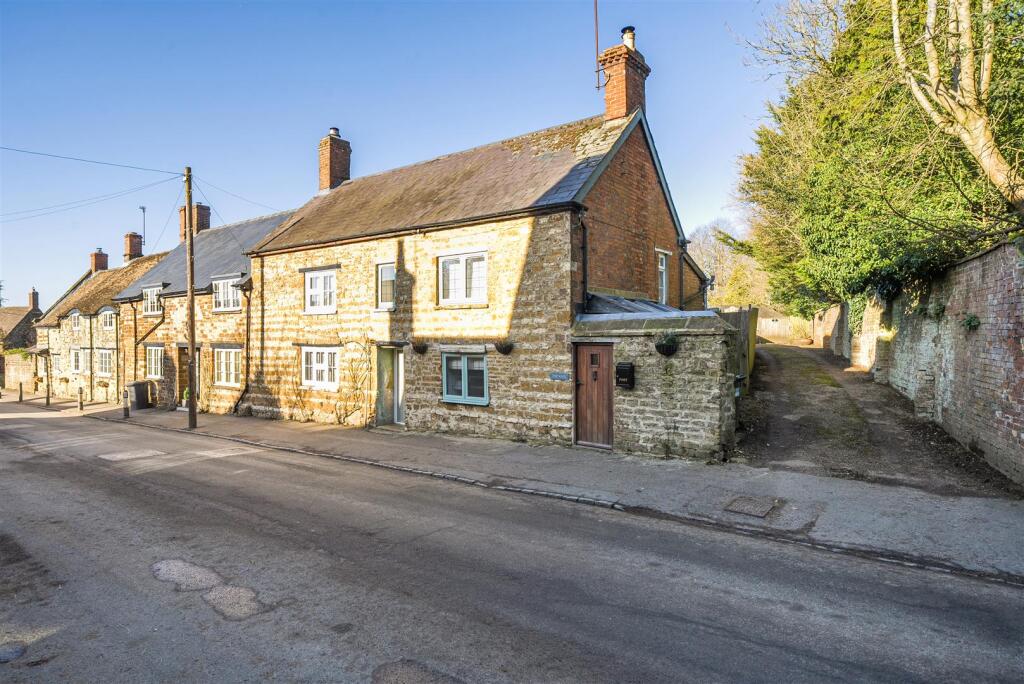 Herb Cottage, High Street, Culworth (9).jpg