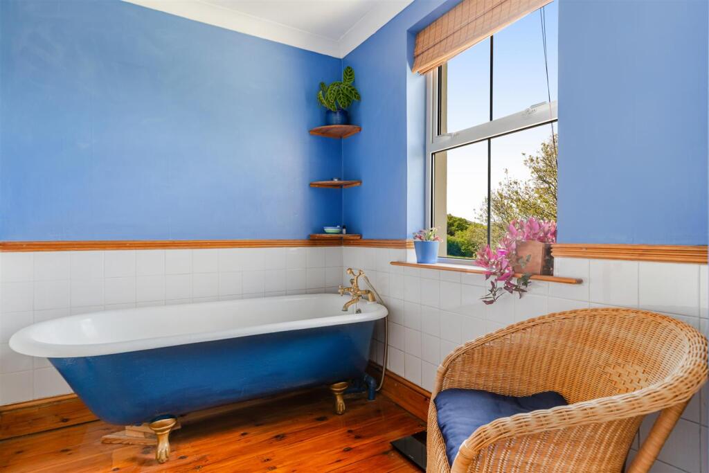 A31 - 14 Whitehill Road Newton Abbot - 250508.jpg