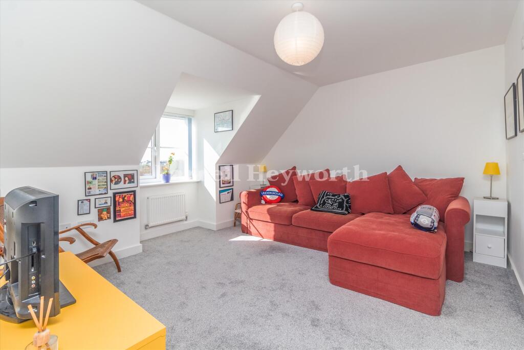 Master Bedroom image