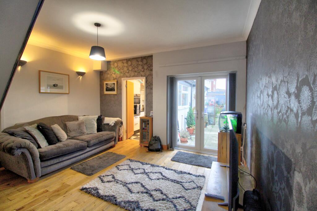 IMG_8690_1_2_Interior 4