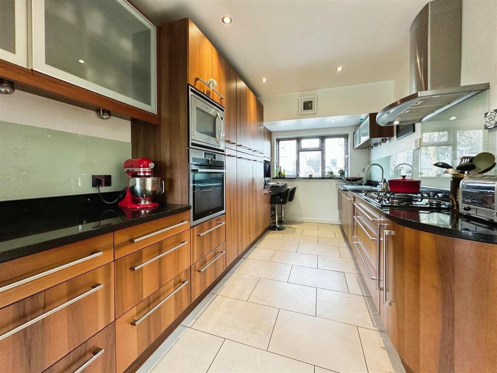 5cfd1e48-image_picker_B910A343-271E-4B4E-BFC0-2558