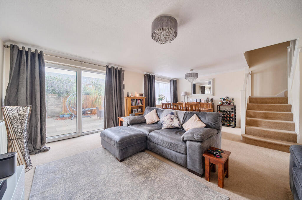 1393859-7-6946ac1...