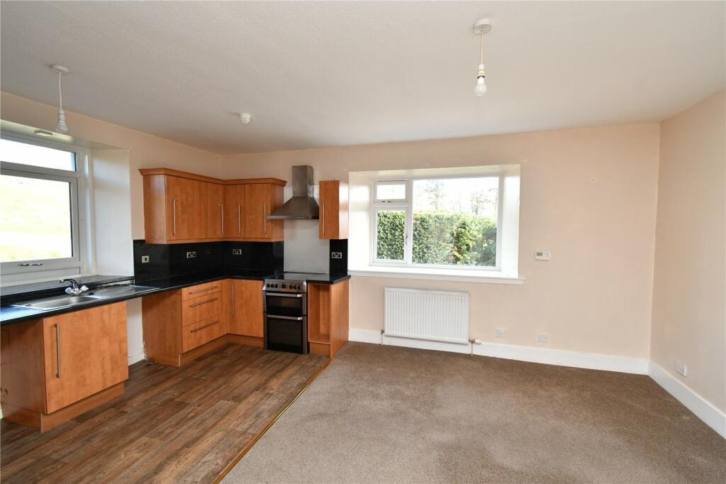 Kitchen / Dining