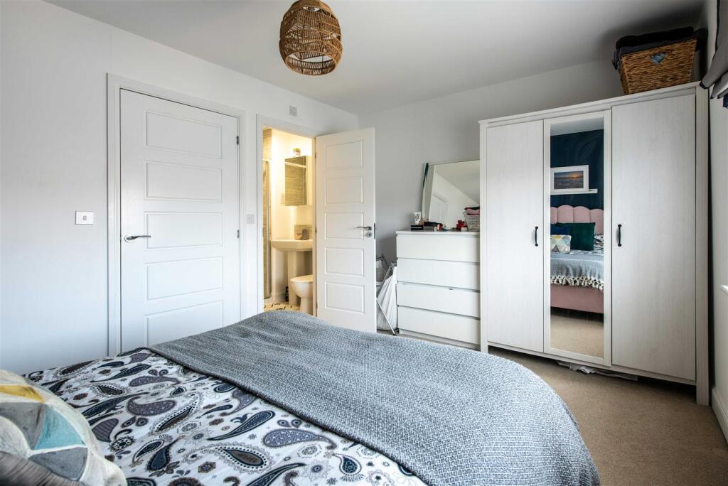 6 greenage rd-low-44.jpg
