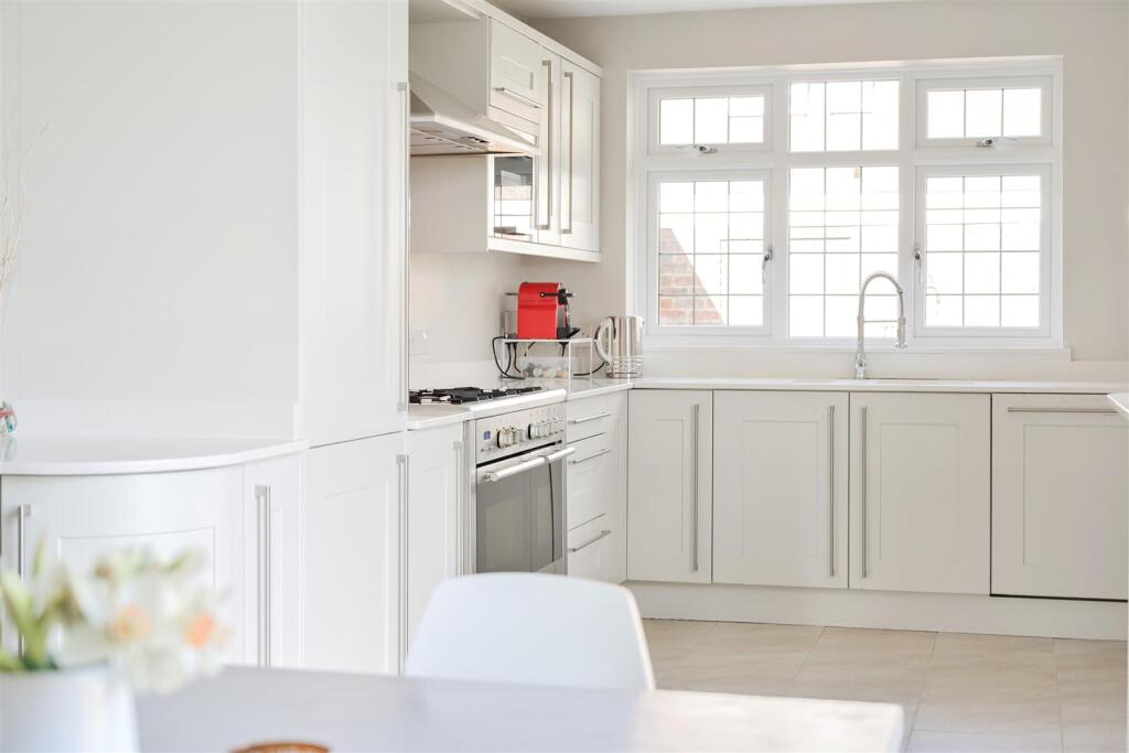 PEBBLECOMBE LEA (4).jpg