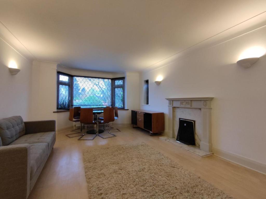 Living Dining Room 1