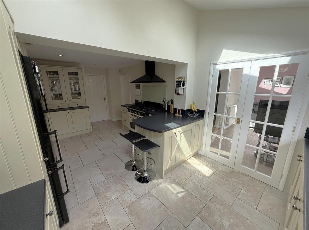 Kitchen C.JPG