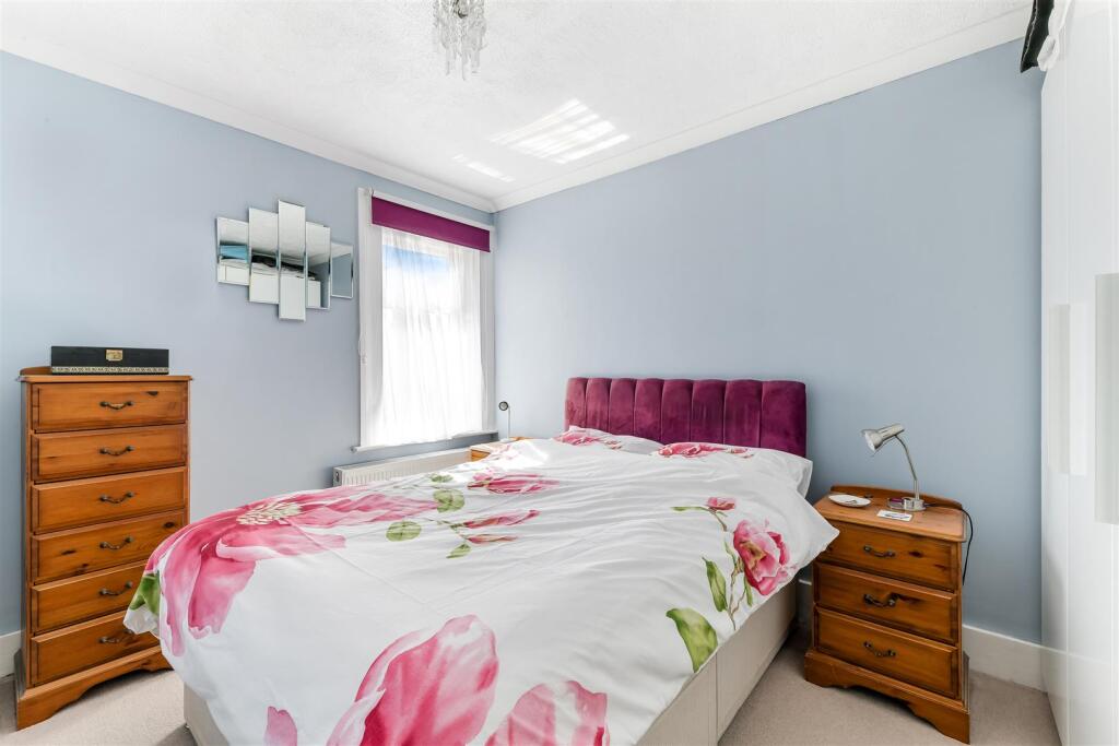 FERNDALE ROAD (17).jpg