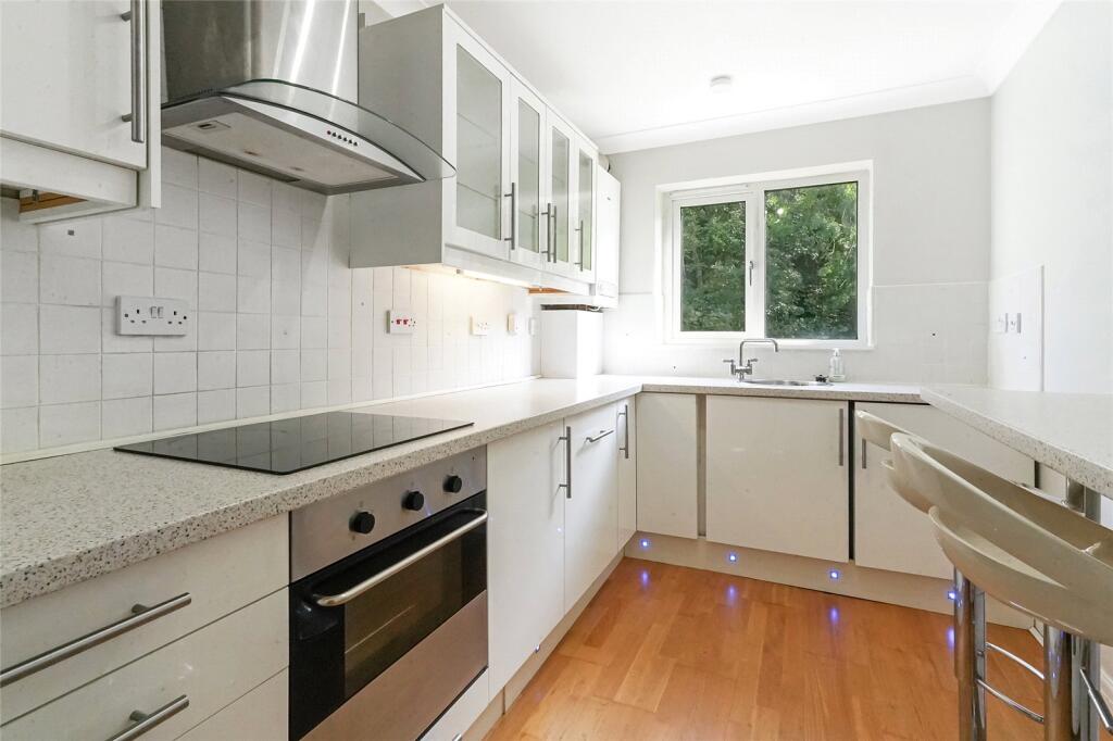 Breakfasting Kitchen