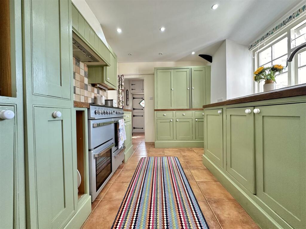 Kitchen/Breakfast Room