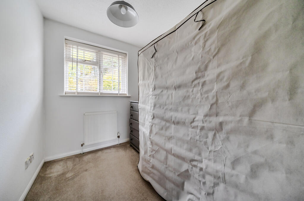 1375258-3-690a035...