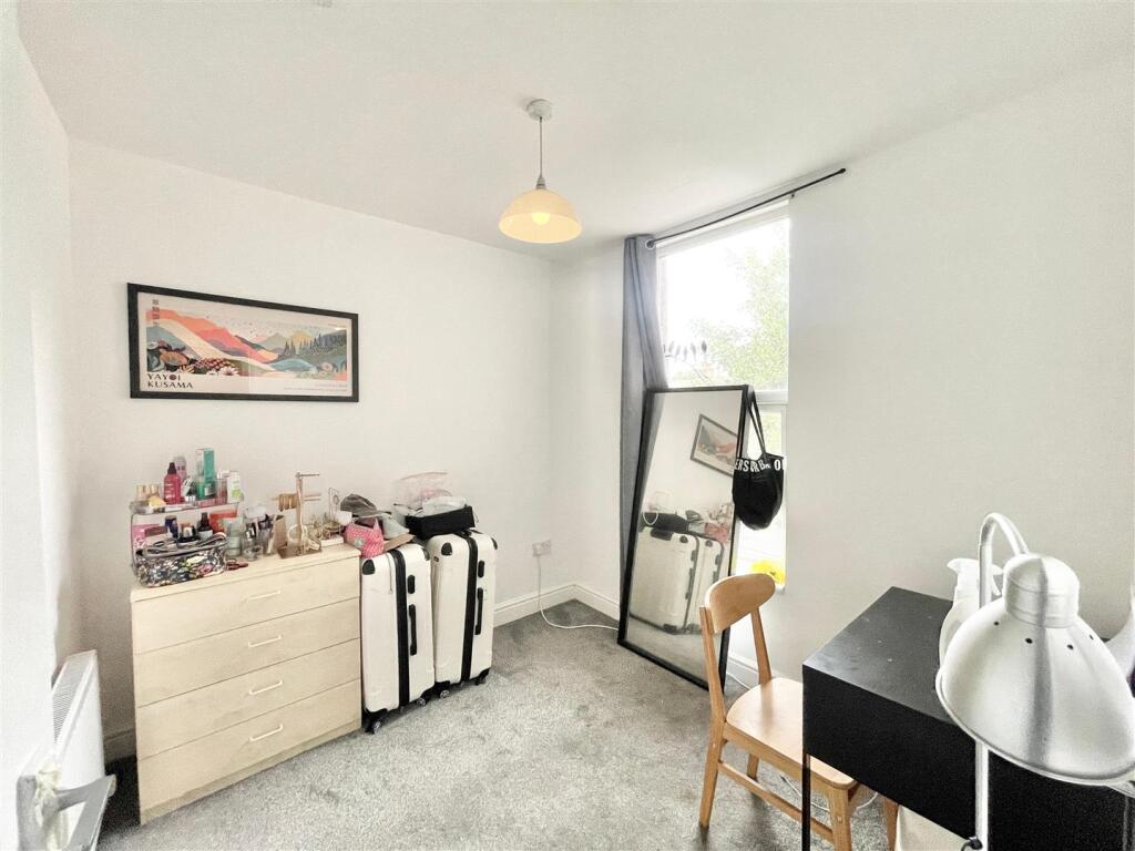 WhatsApp Image 2025-09-18 at 14.14.56.jpeg