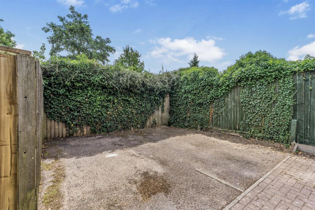 89 Parklands, Banbury-4.jpg