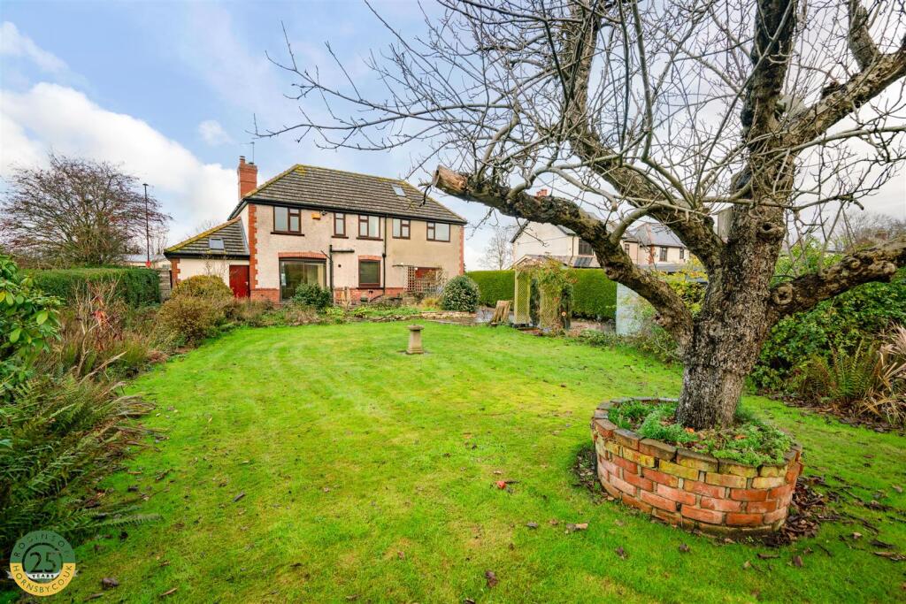 Rear Garden 3.jpg