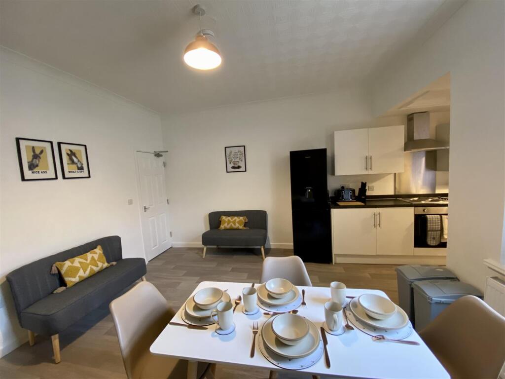 Communal Kitchen Living Room
