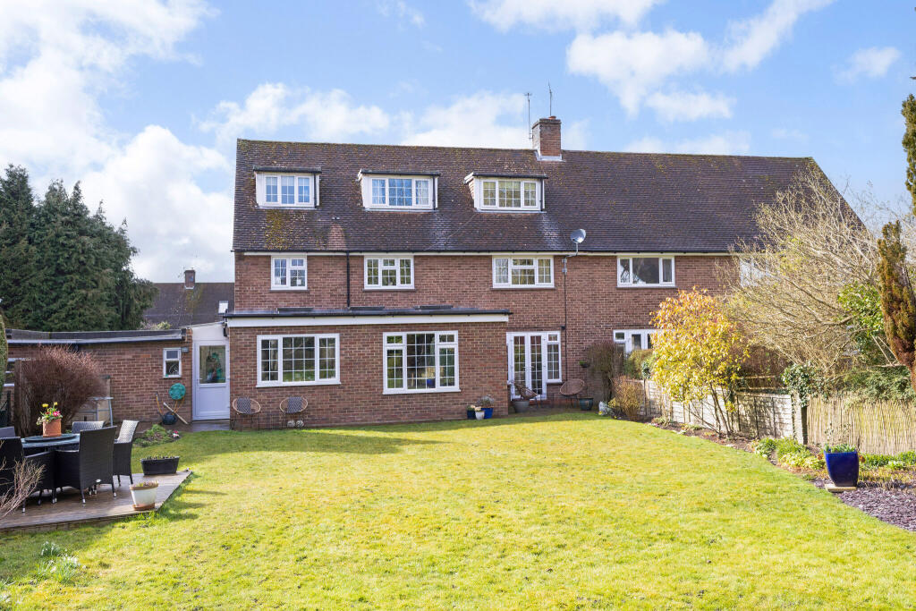 Rear Exterior / Garden