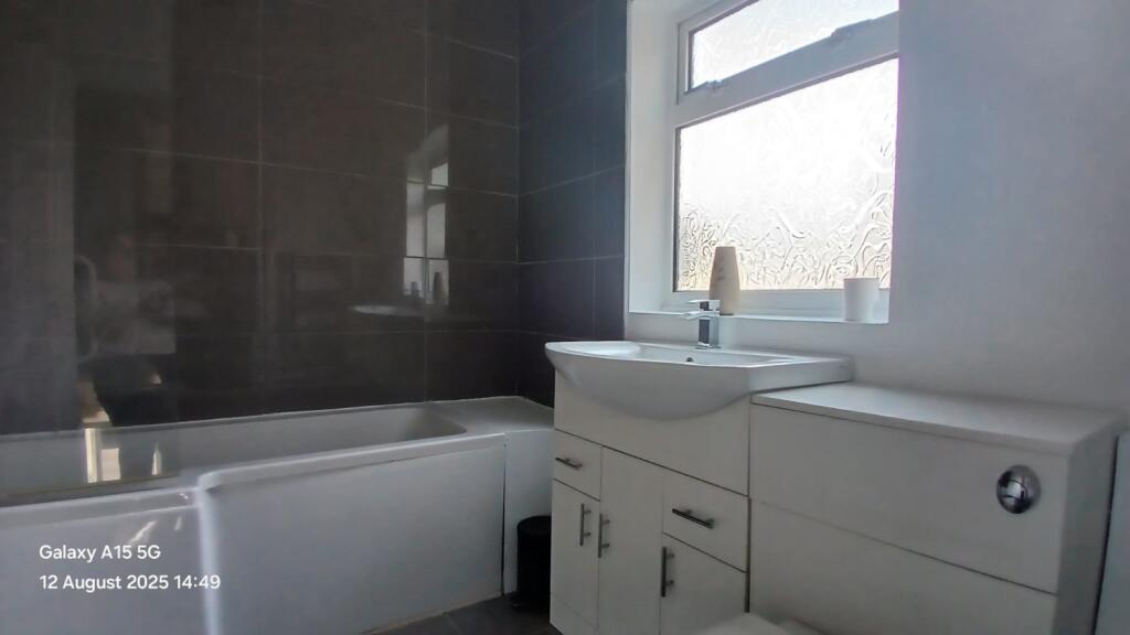 23 Coleridge road 12.08 (30)