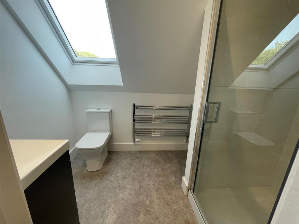 Ensuite.jpg