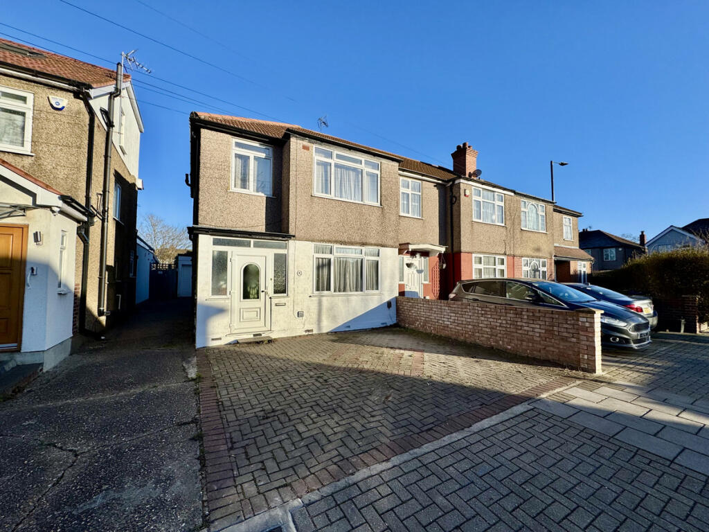 Uppingham Avenue, Stanmore, HA7