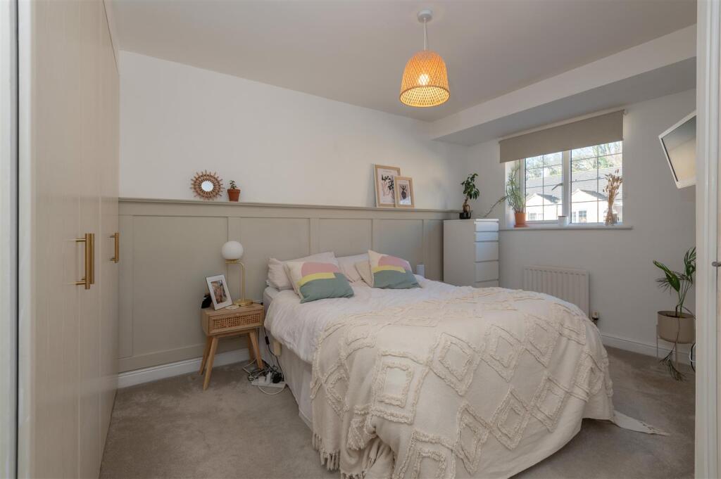 26 - 3 Rosevale View HX6 2DW.jpg