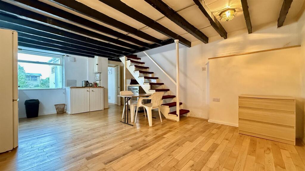 lounge/kitchen/diner