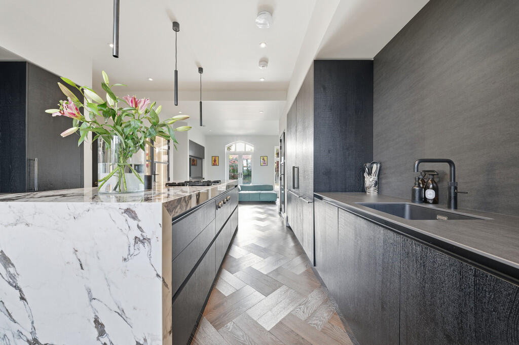 Westfield, West L...