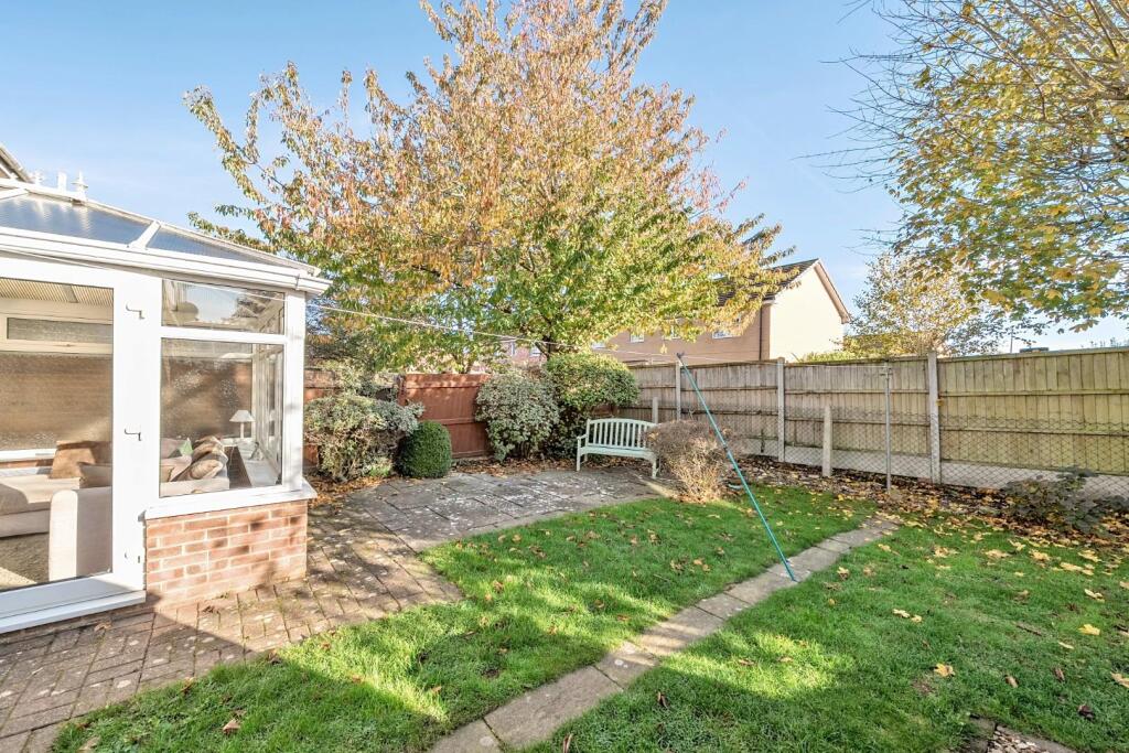 REAR GARDEN.jpg