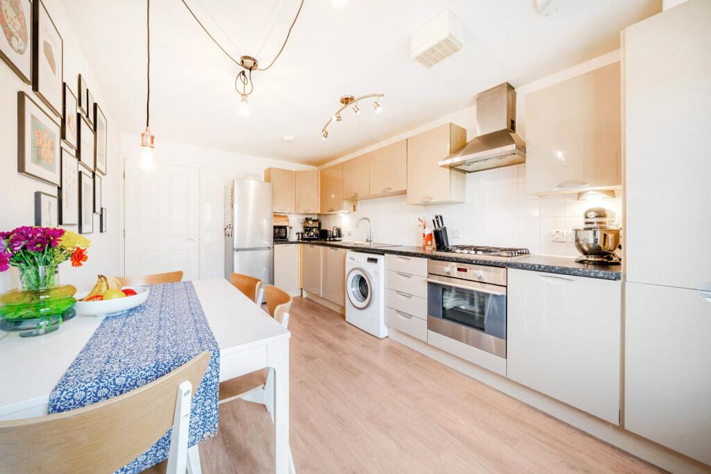 1300883-4-6842ae7...