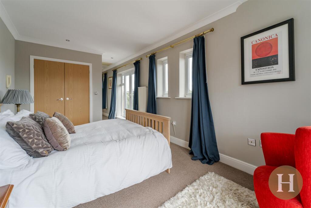 Hadleigh Estate Agents-4.jpg