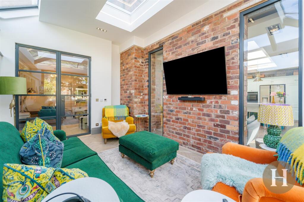 Hadleigh Estate Agents-84.jpg