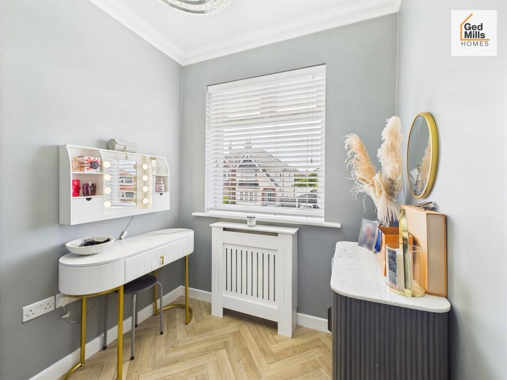 CAM04261G0-PR0067...