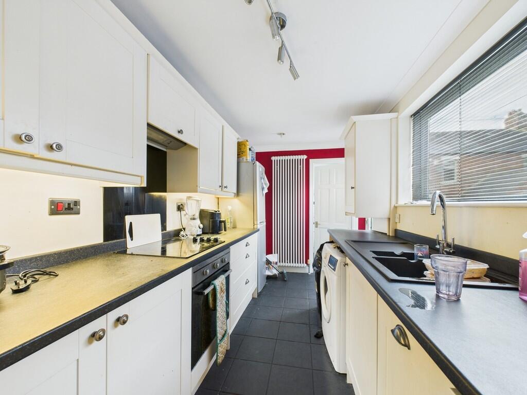 CAM01835G0-PR0175...