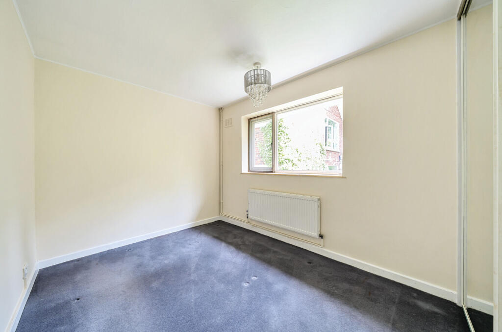 1301890-15-6836fb...