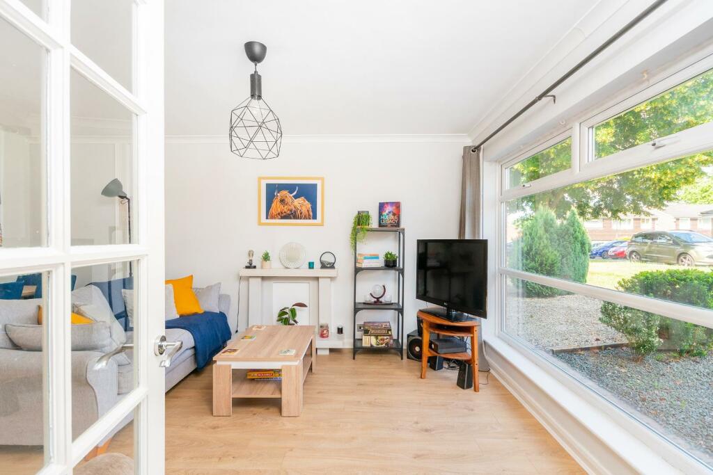 2H8RBN - Reception F.jpg