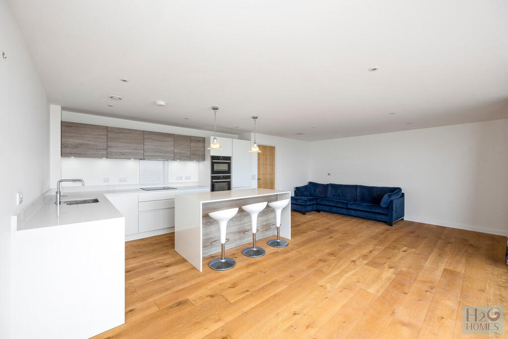 Kingsway 191, fla...