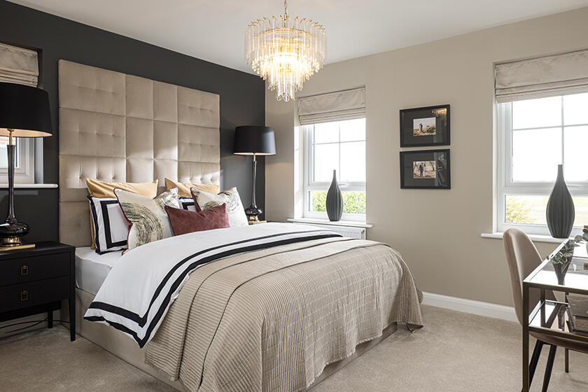 En suite main bedroom in the Radleigh 4 bedroom home