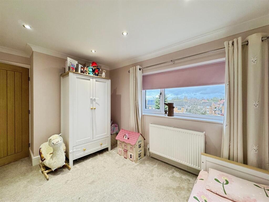 e6ac6759-4-4A42-9BB4-B092879A3C46-5587-000004C9692