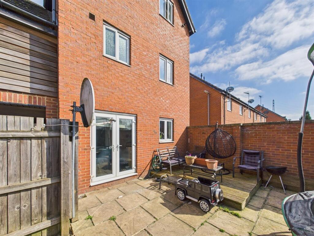 25 The Featherworks (3).jpg