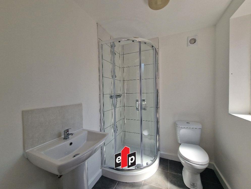 St Elizabeths Road, Foleshill - Ground Floor Showe