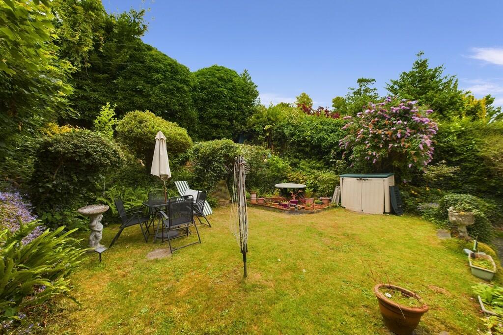 CAM01085G0-PR0380...