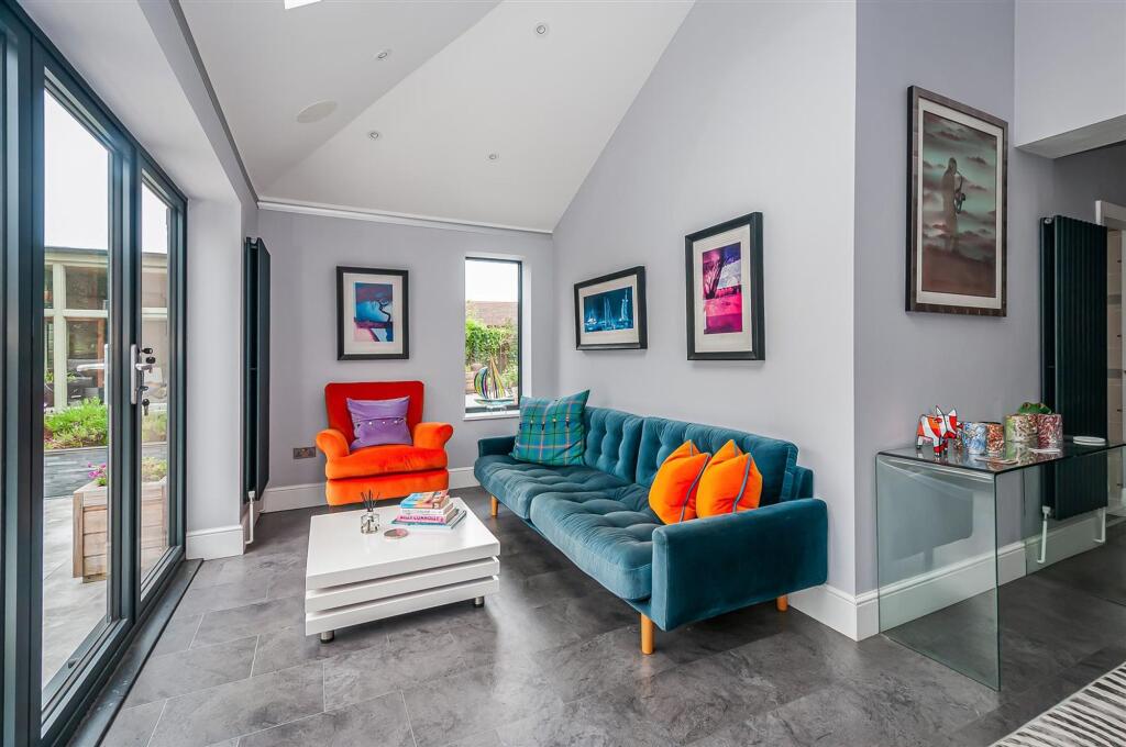 KITCHEN/DINING/ LIVING ROOM