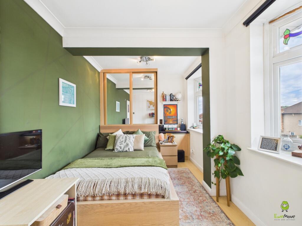 Presented By Clinton Crawford - Ewemove Bexley and