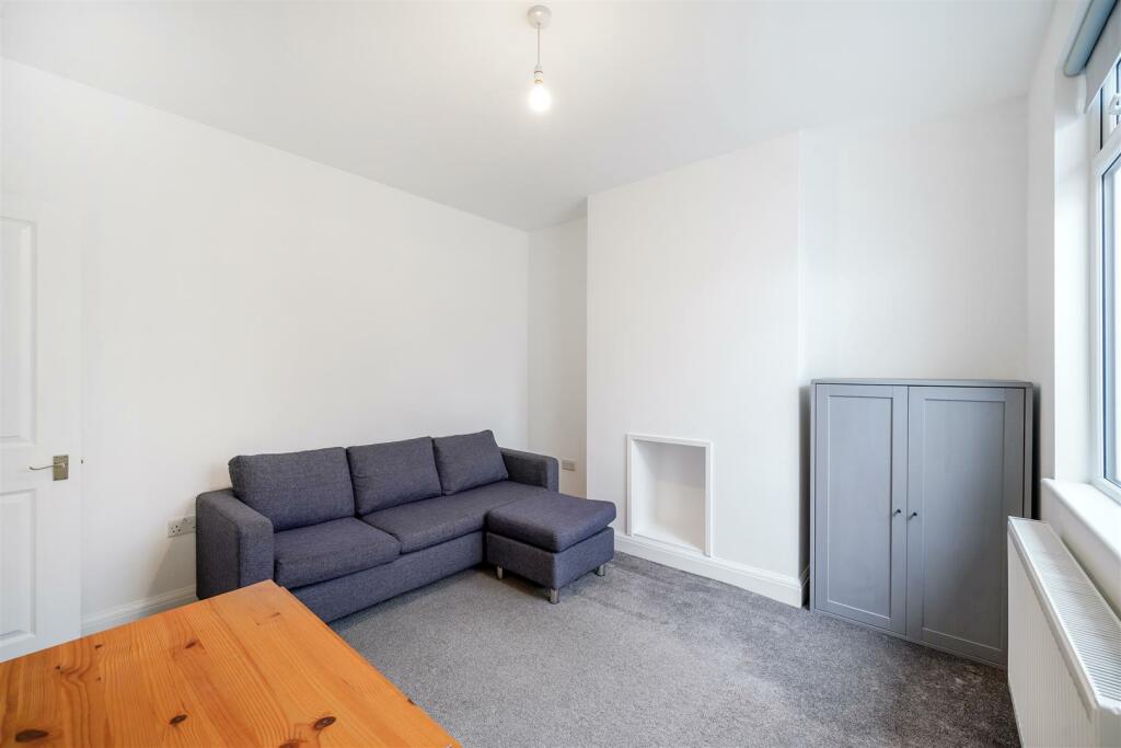 71A Southview Avenue - Ami0OIlzG9oql4e2rNza.jpg
