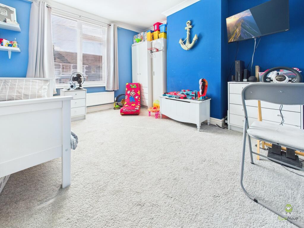 CAM01543G0-PR0155-STILL044