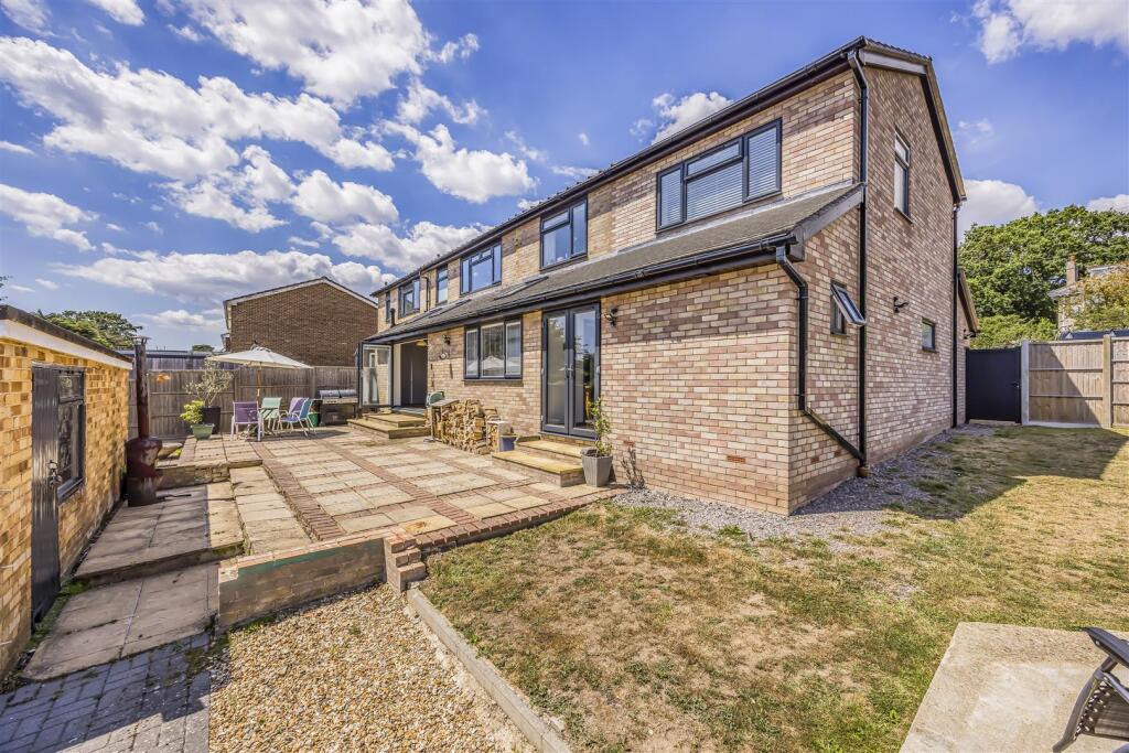 29 Wraysbury Park Drive, Emsworth-PorticoMarketing