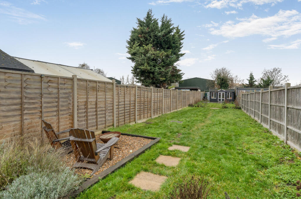 1387672-17-693c4c...