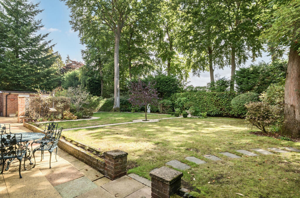 1353661-2-68c2d9f...